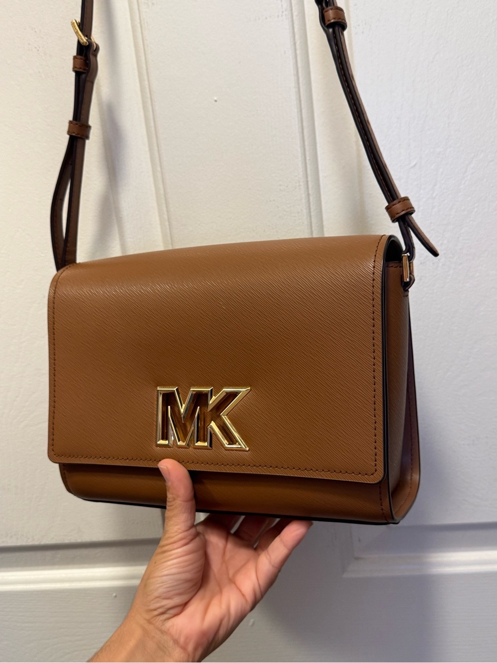 Michael Kors Mimi Medium Leather Messenger Bag